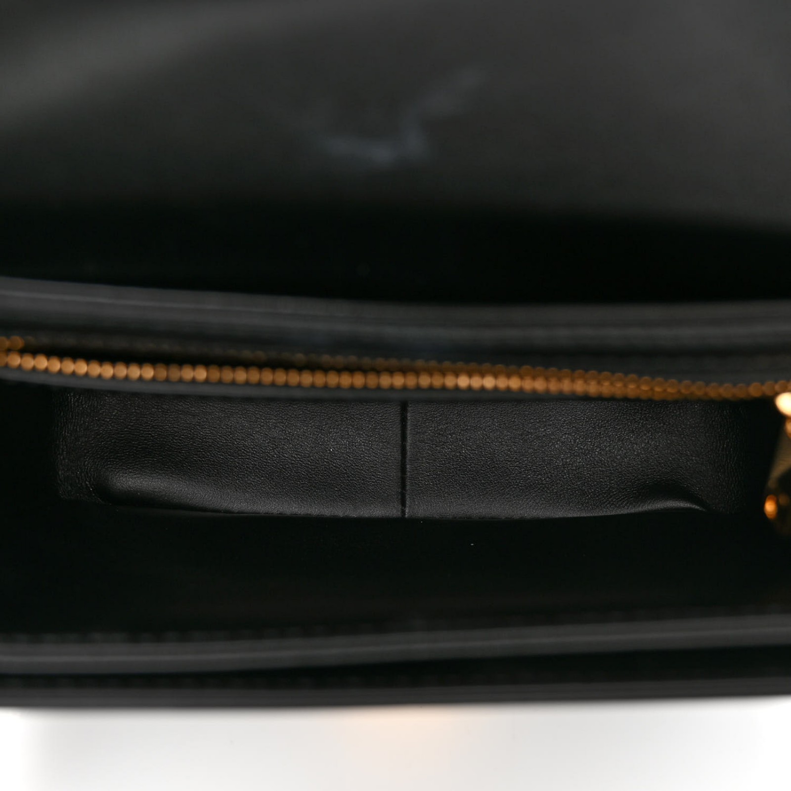 TRIOMPHE SHOULDER BAG