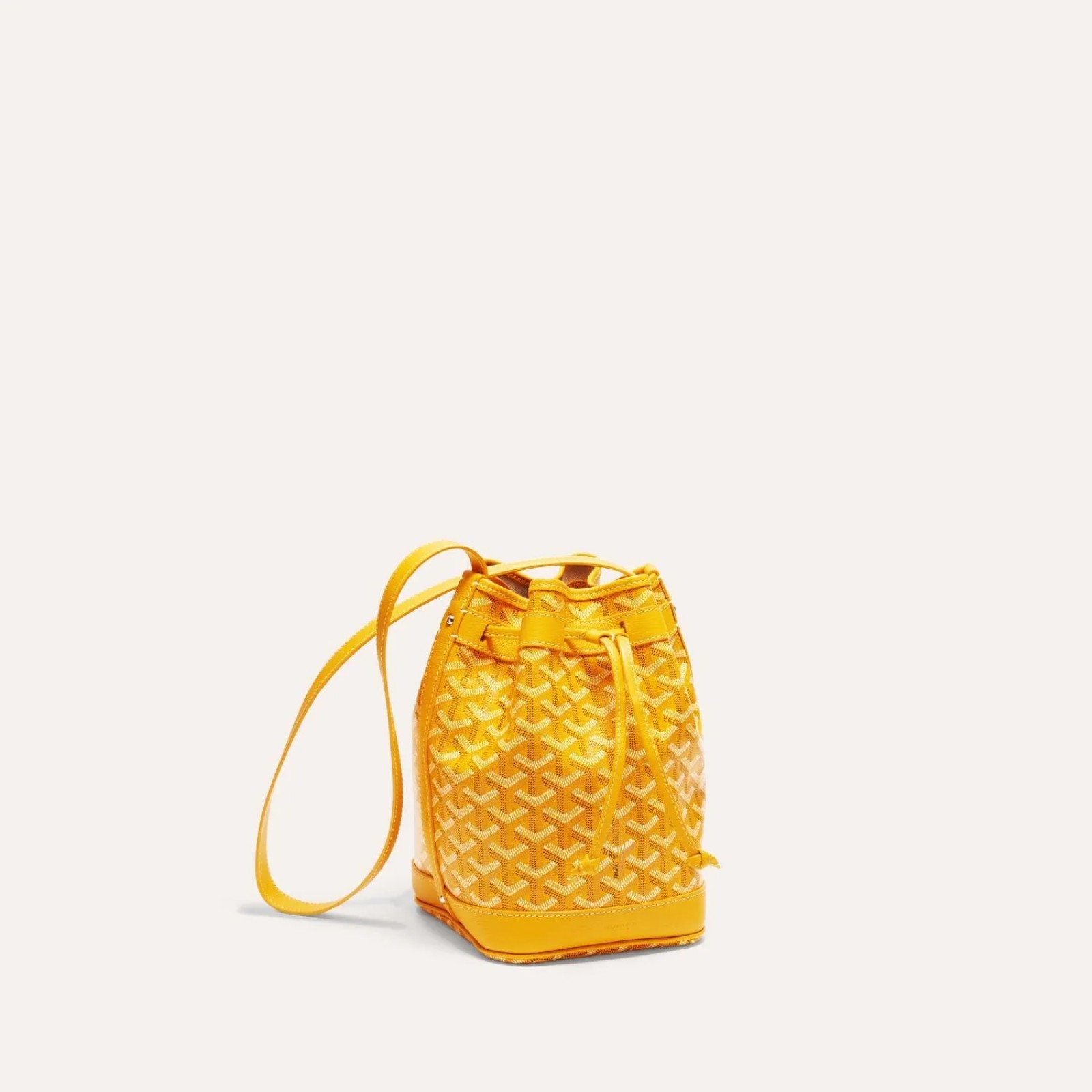 Petit Flot Bucket Bag