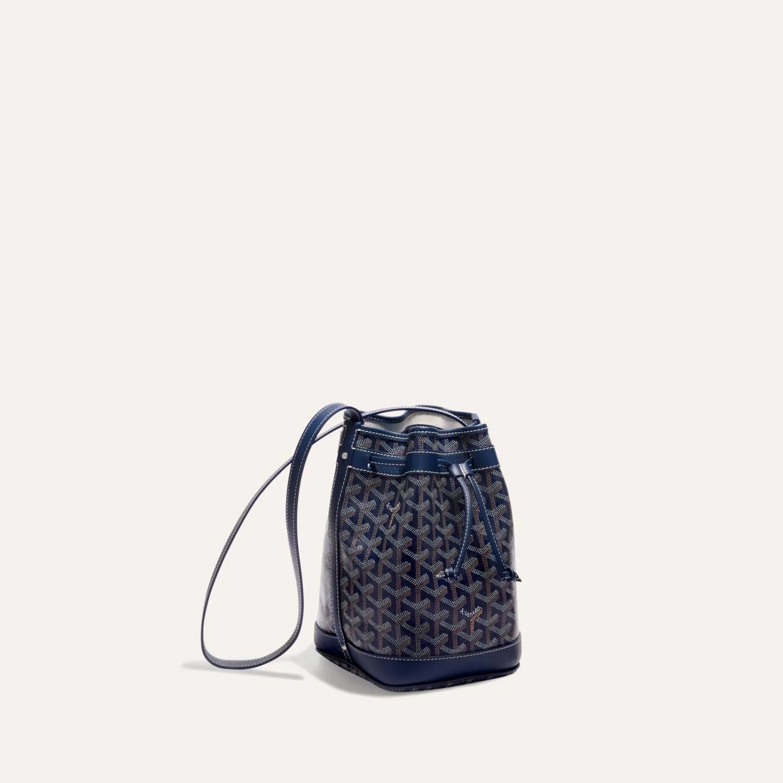 Petit Flot Bucket Bag