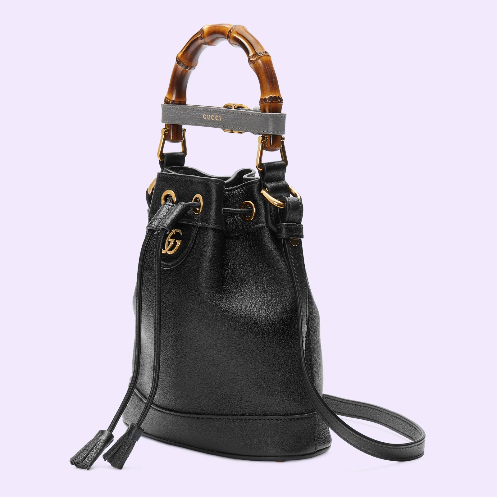 GUCCI DIANA MINI BUCKET BAG