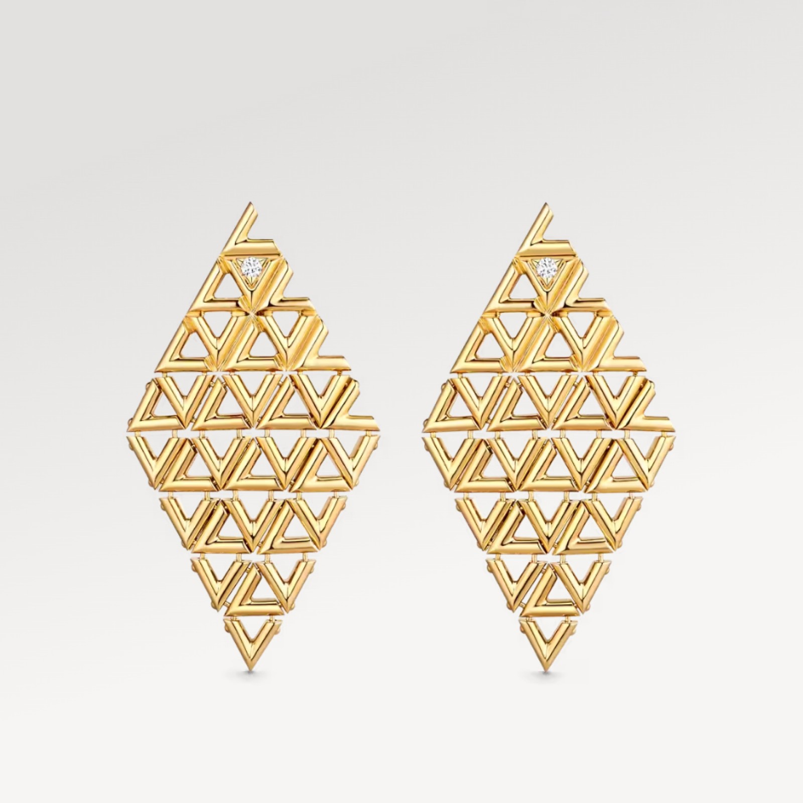 LV Volt Mesh Earrings, Yellow Gold And Diamonds