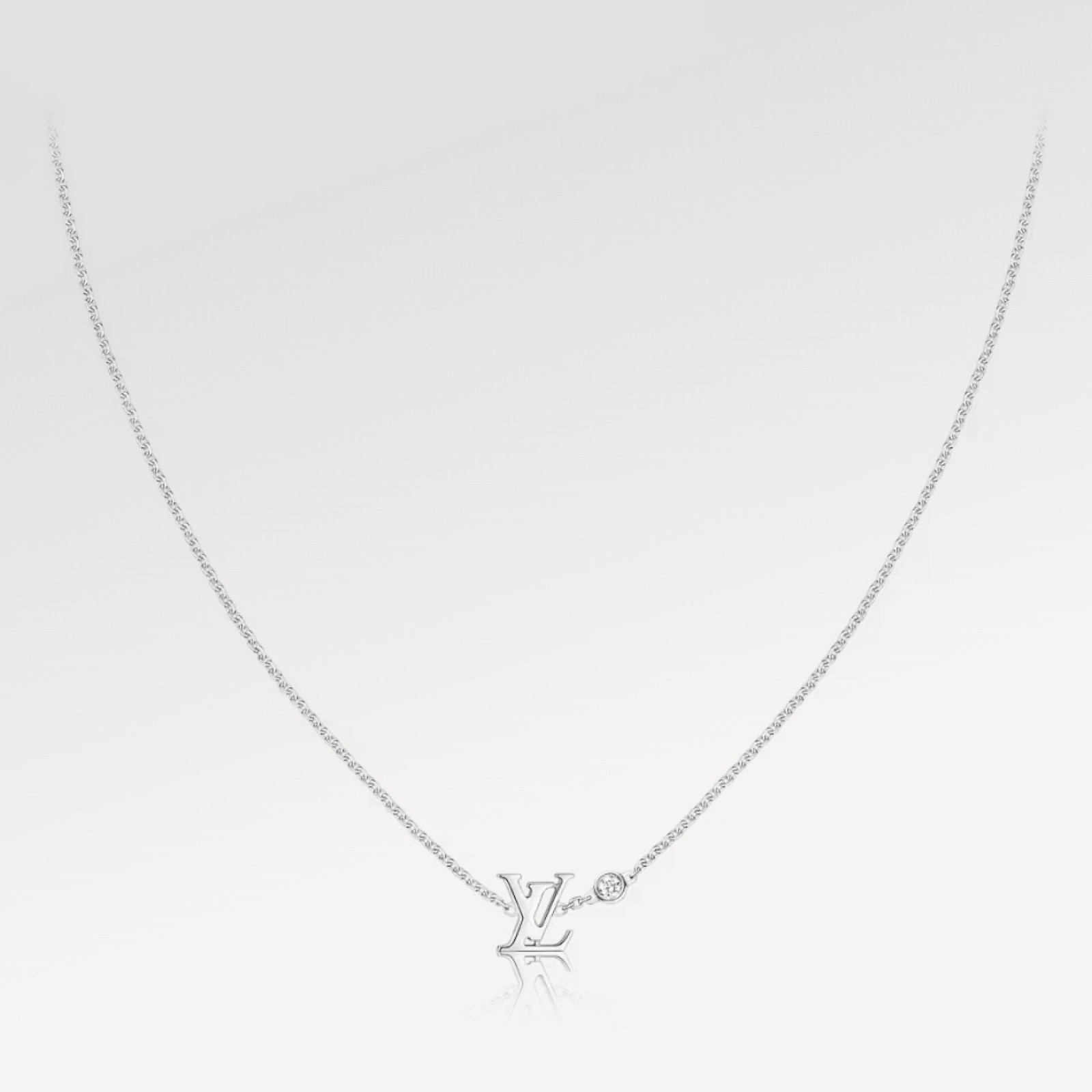 IDYLLE BLOSSOM LV PENDANT, WHITE GOLD AND DIAMOND