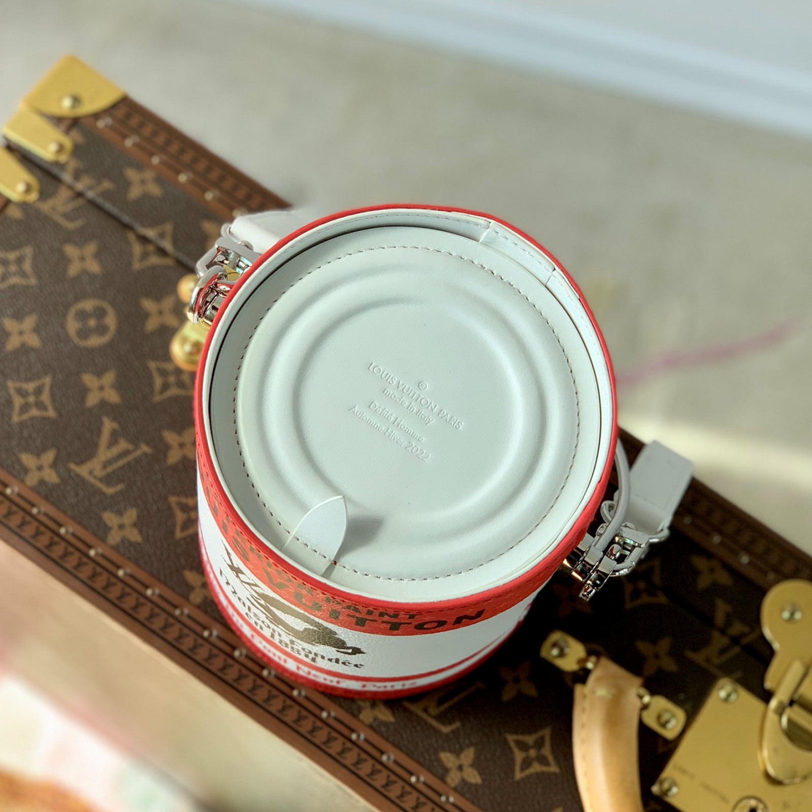 LV Paint Can