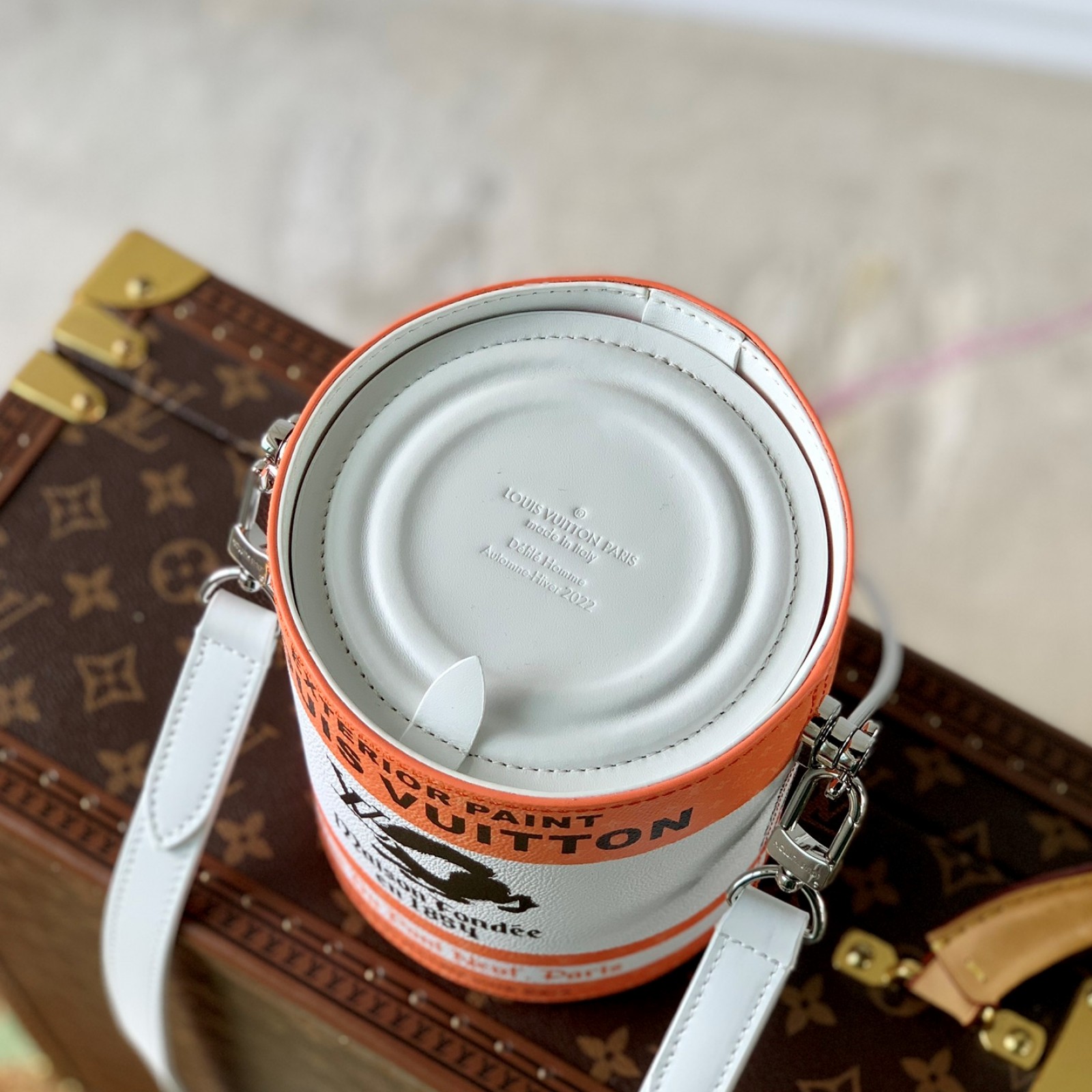 LV Paint Can