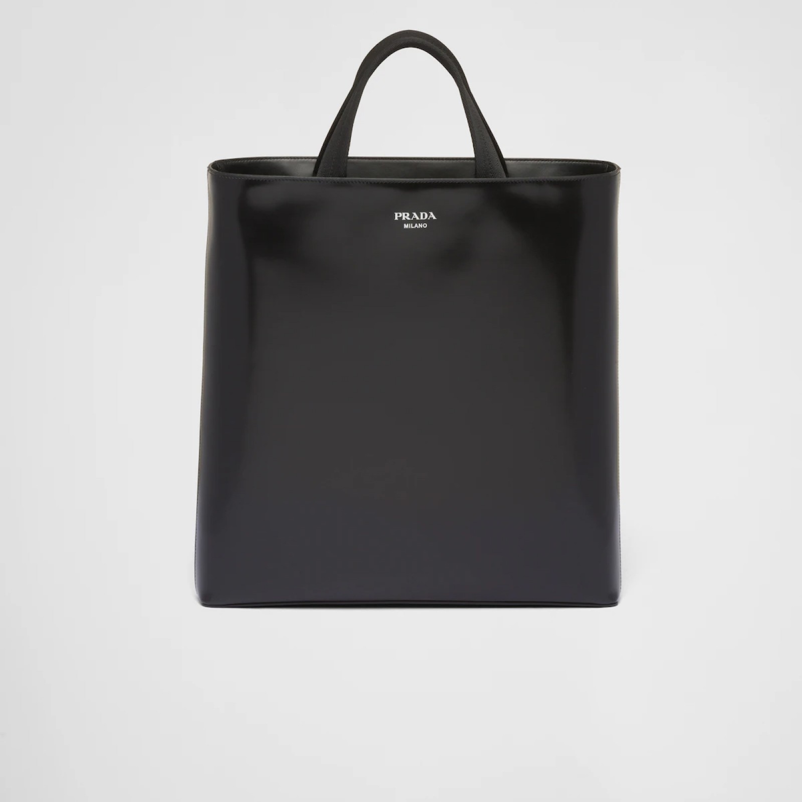 Brushed leather tote with water bottle