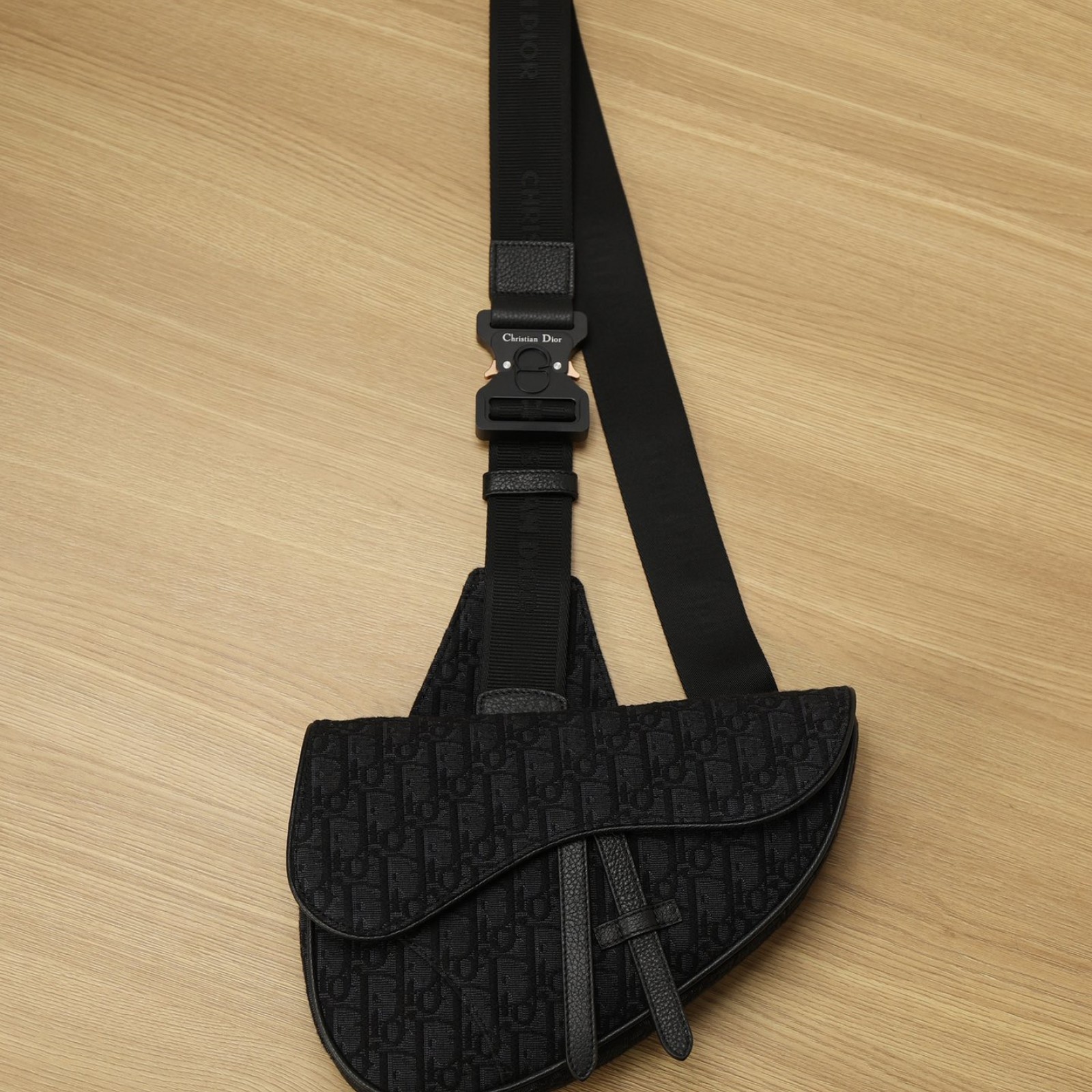 SADDLE BAG