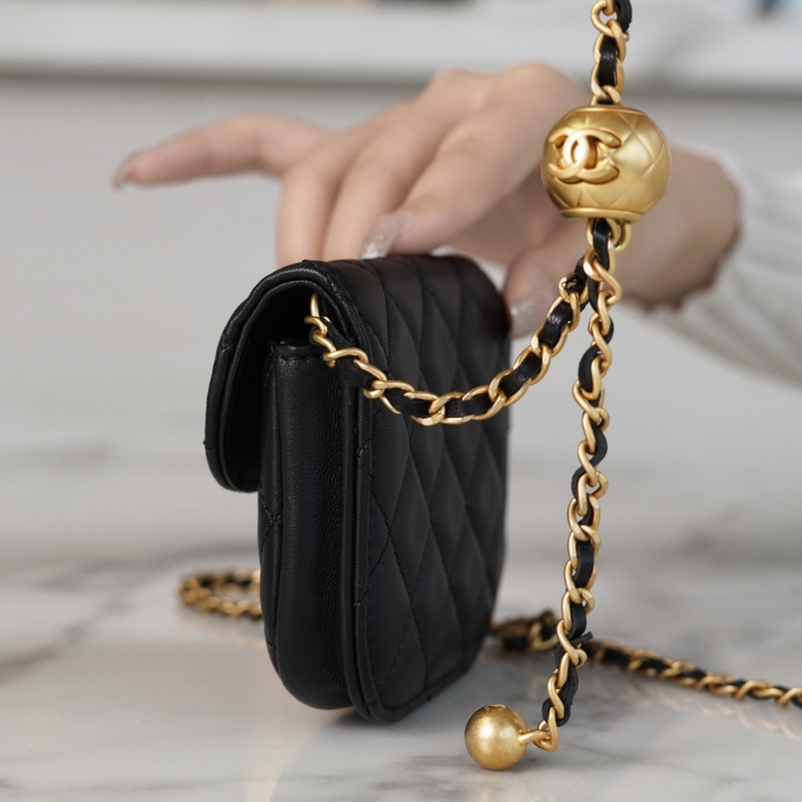 CHANEL PEARL CRUSH WAIST BAG