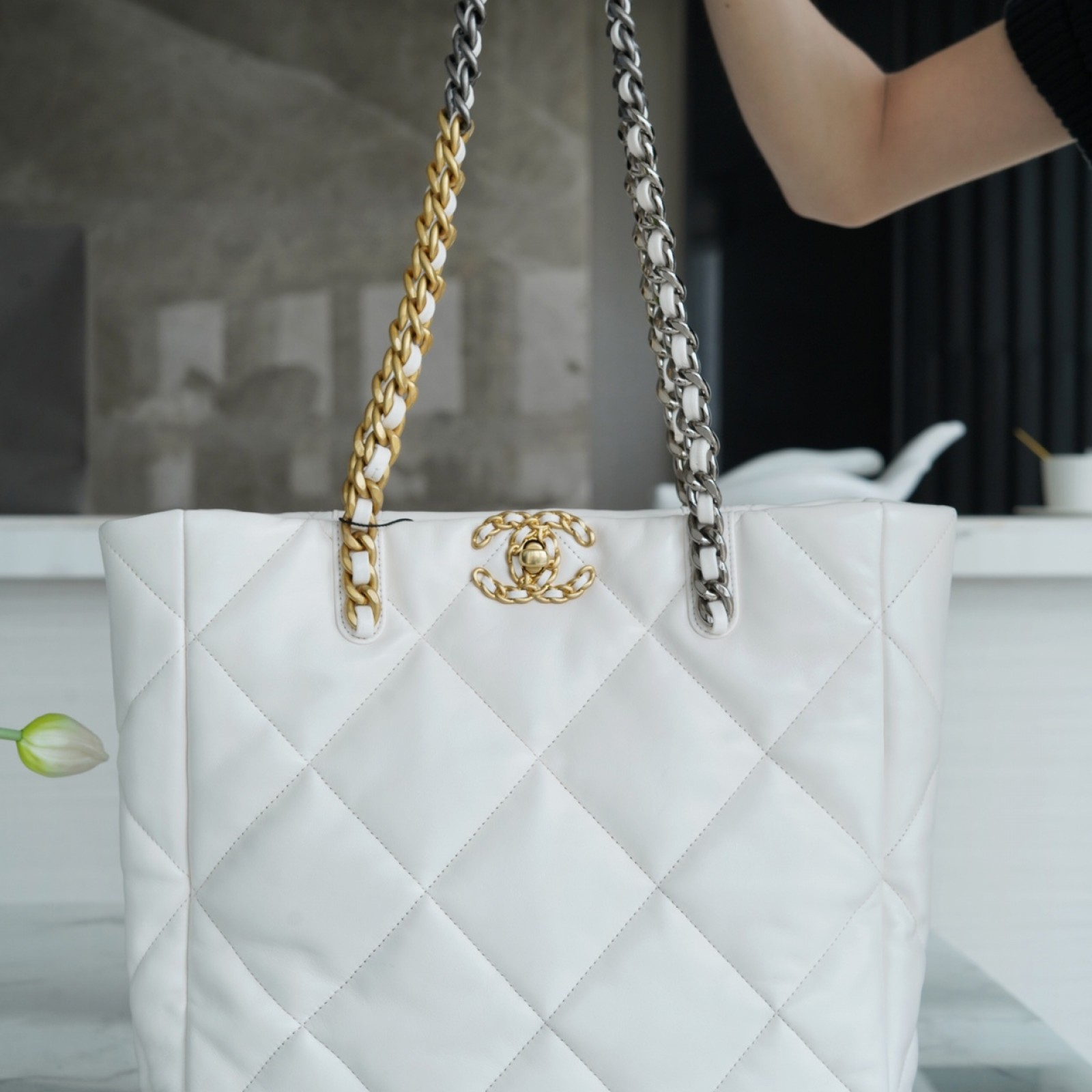 CHANEL 19 EAST WEST SHOPPING BAG