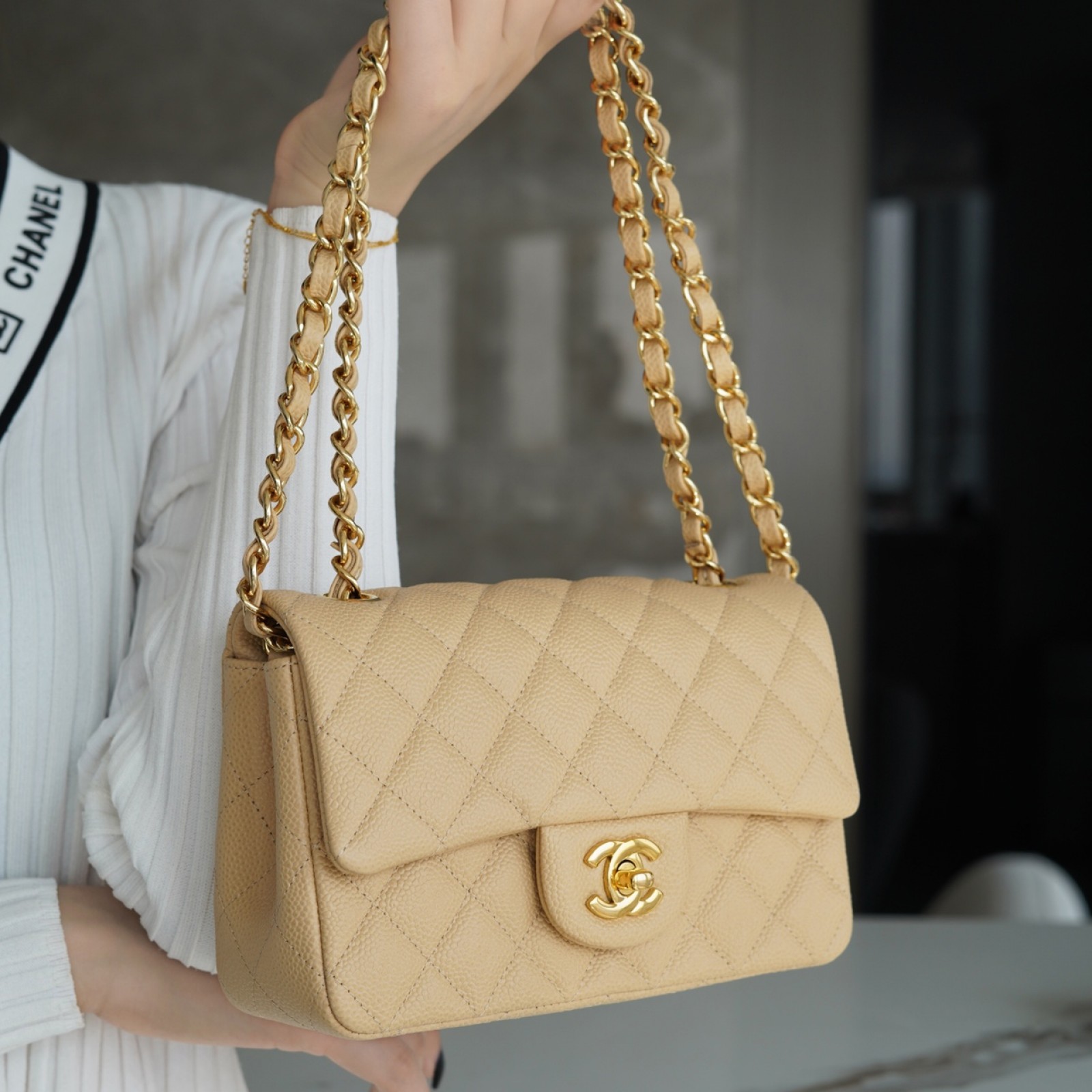 CHANEL MEDIUM DOUBLE FLAP BAG