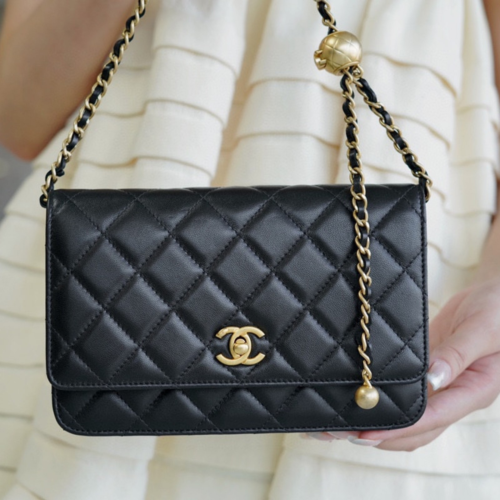 CHANEL PEARL CRUSH WALLET ON CHAIN 