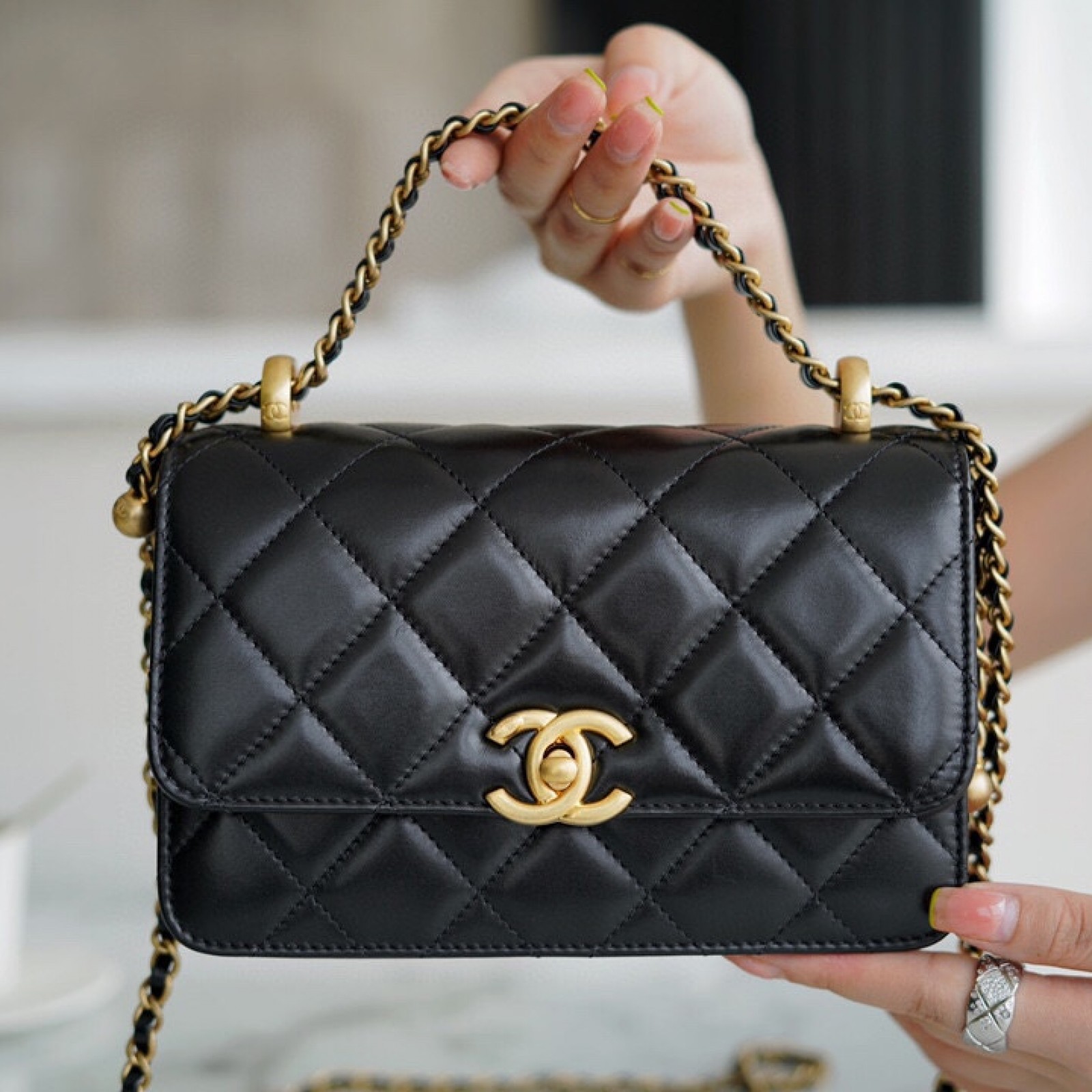 CHANEL MINI PERFECT FIT FLAP BAG