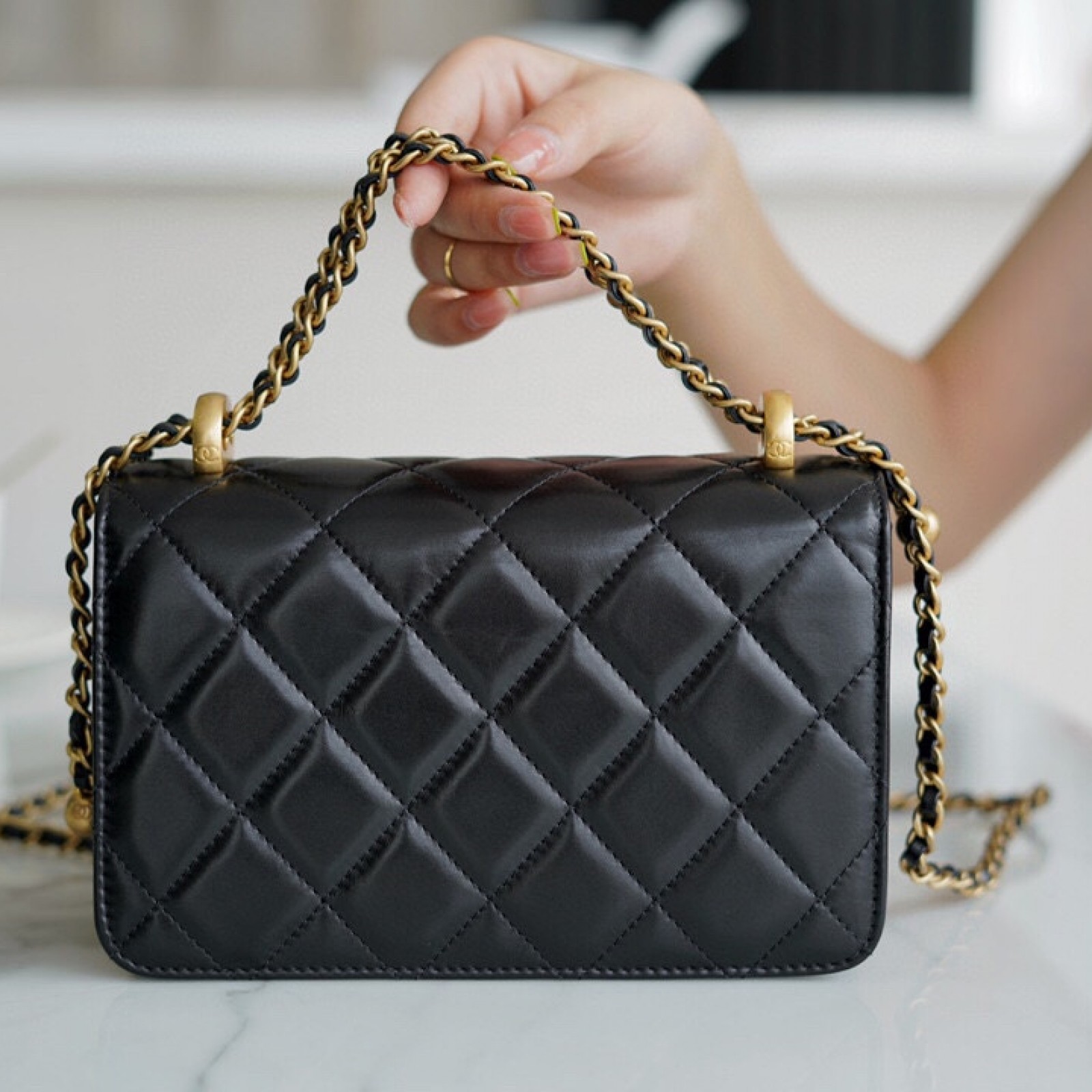 CHANEL MINI PERFECT FIT FLAP BAG