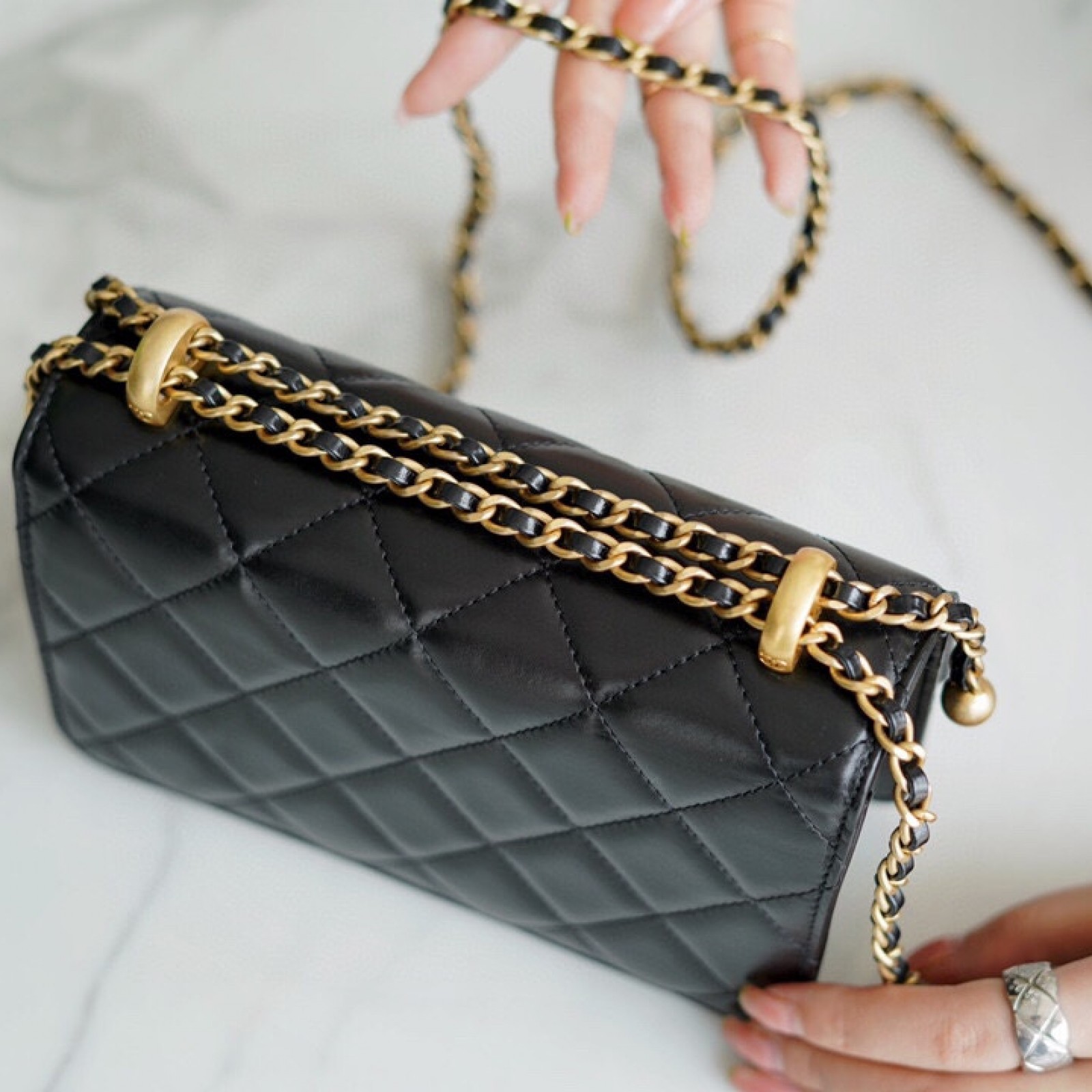 CHANEL MINI PERFECT FIT FLAP BAG