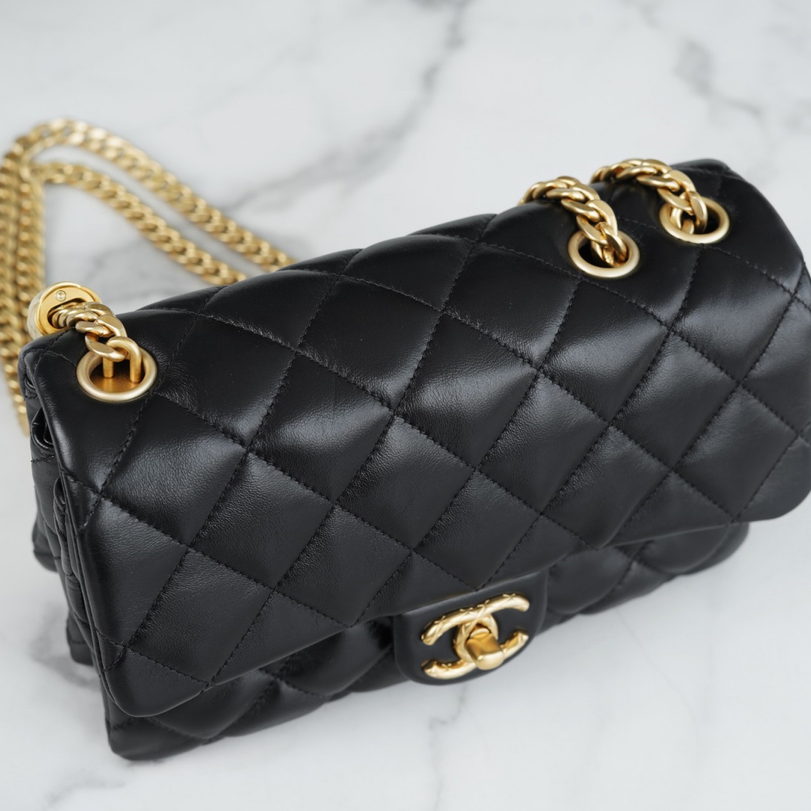 CHANEL  CRUSH SMALL FLAP BAG 