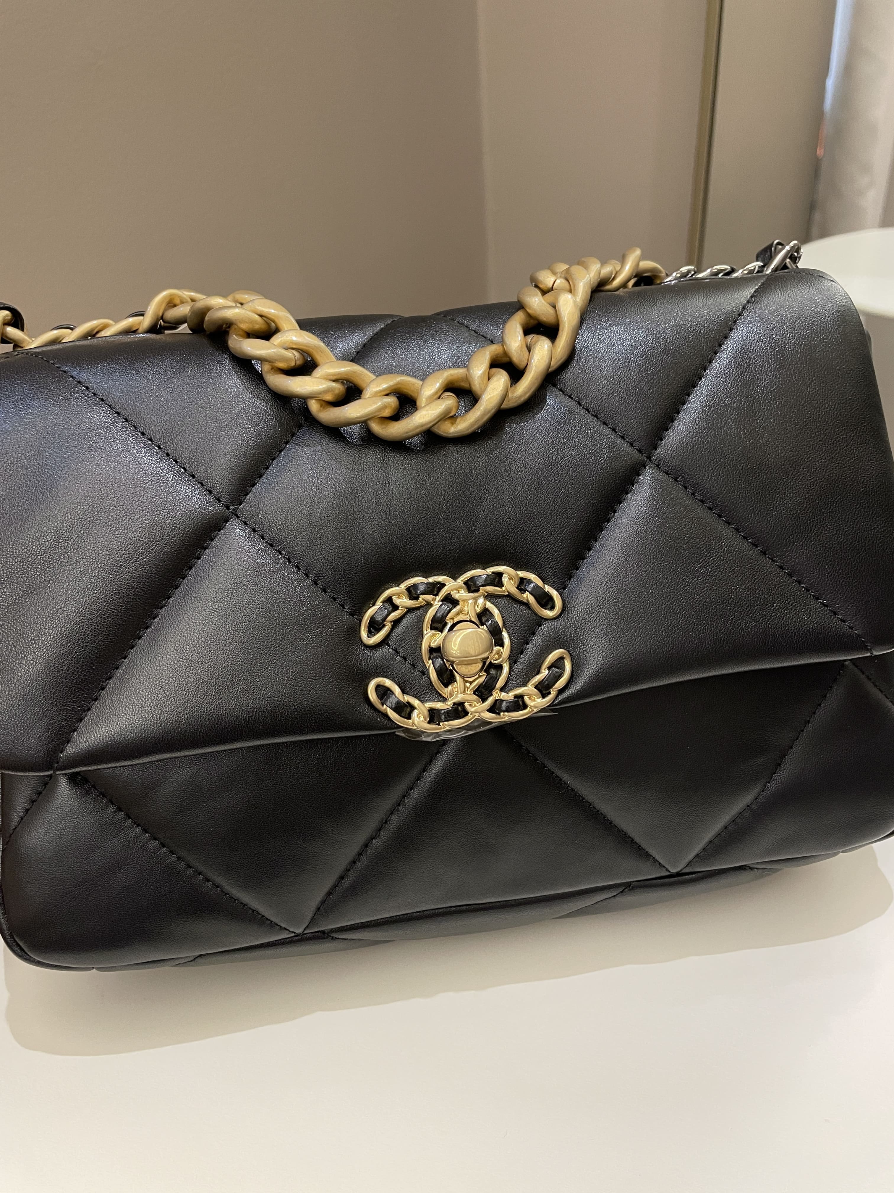 CHANEL SMALL 19 FLAP BAG