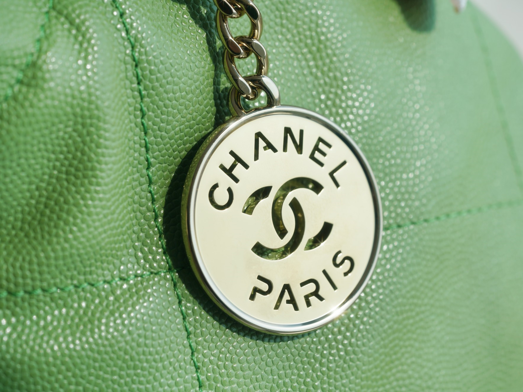 CHANEL 22 SMALL BAG