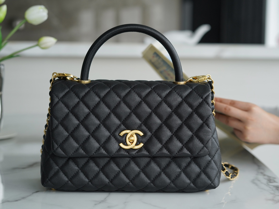 CHANEL MEDIUM HANDLE FLAP BAG 