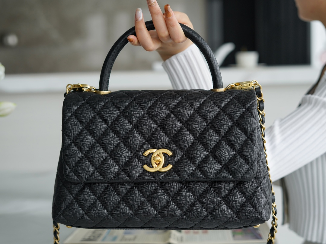 CHANEL MEDIUM HANDLE FLAP BAG 