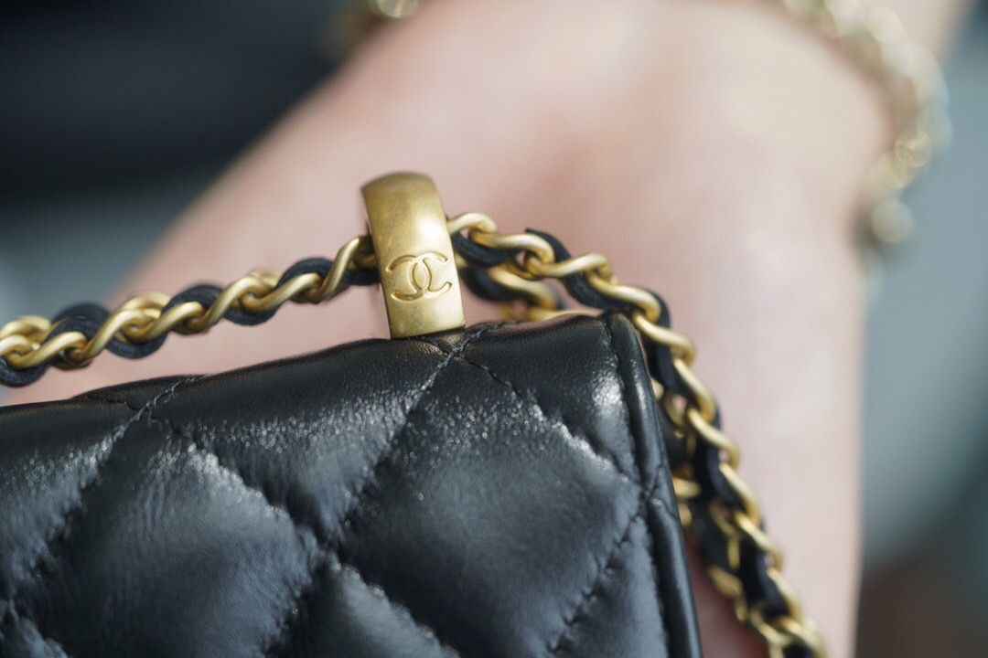 CHANEL MINI COIN PURSE BAG