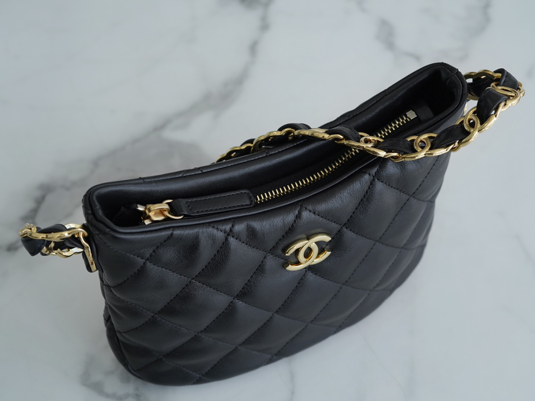 CHANEL LINKS HOBO BAG