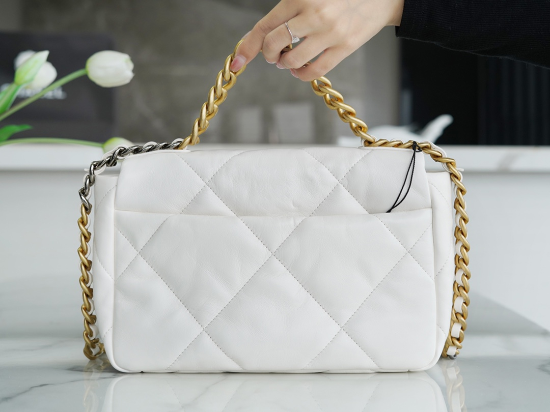 CHANEL SMALL 19 FLAP BAG 