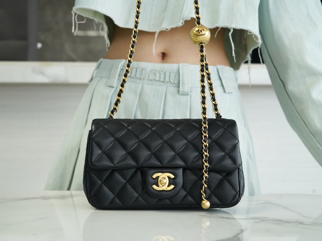 CHANEL PEARL CRUSH MINI FLAP BAG