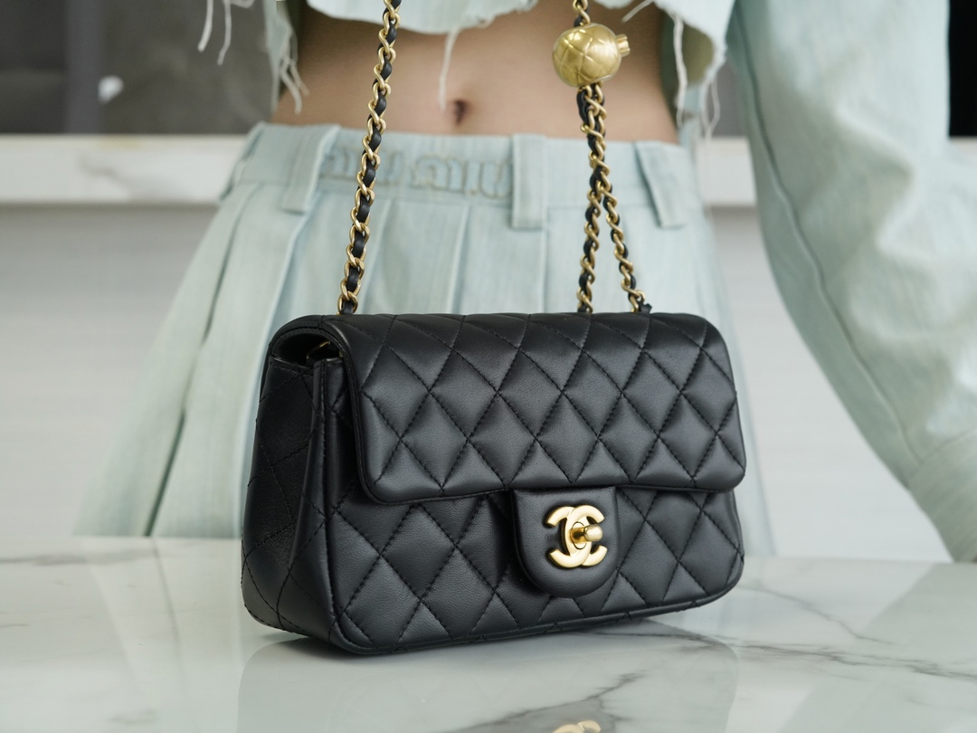 CHANEL PEARL CRUSH MINI FLAP BAG