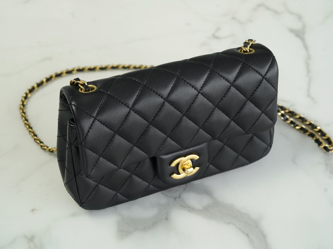 CHANEL PEARL CRUSH MINI FLAP BAG