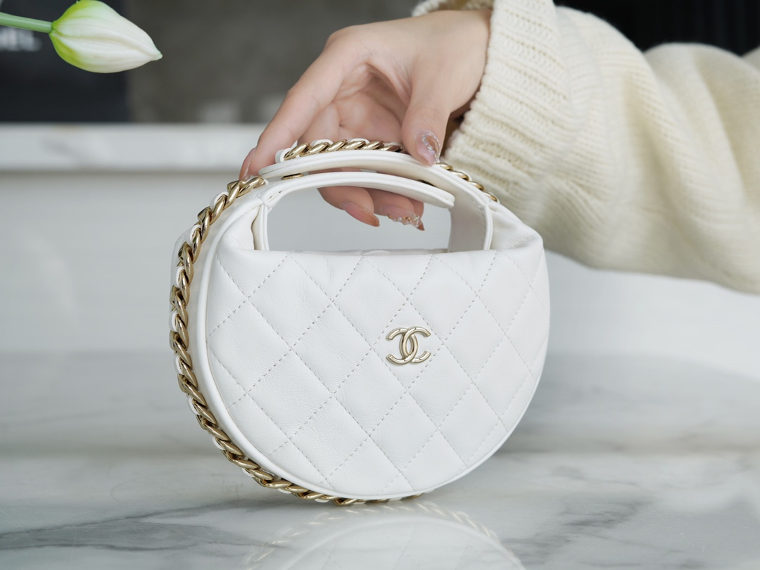 CHANEL AROUND POUCH HOBO BAG 