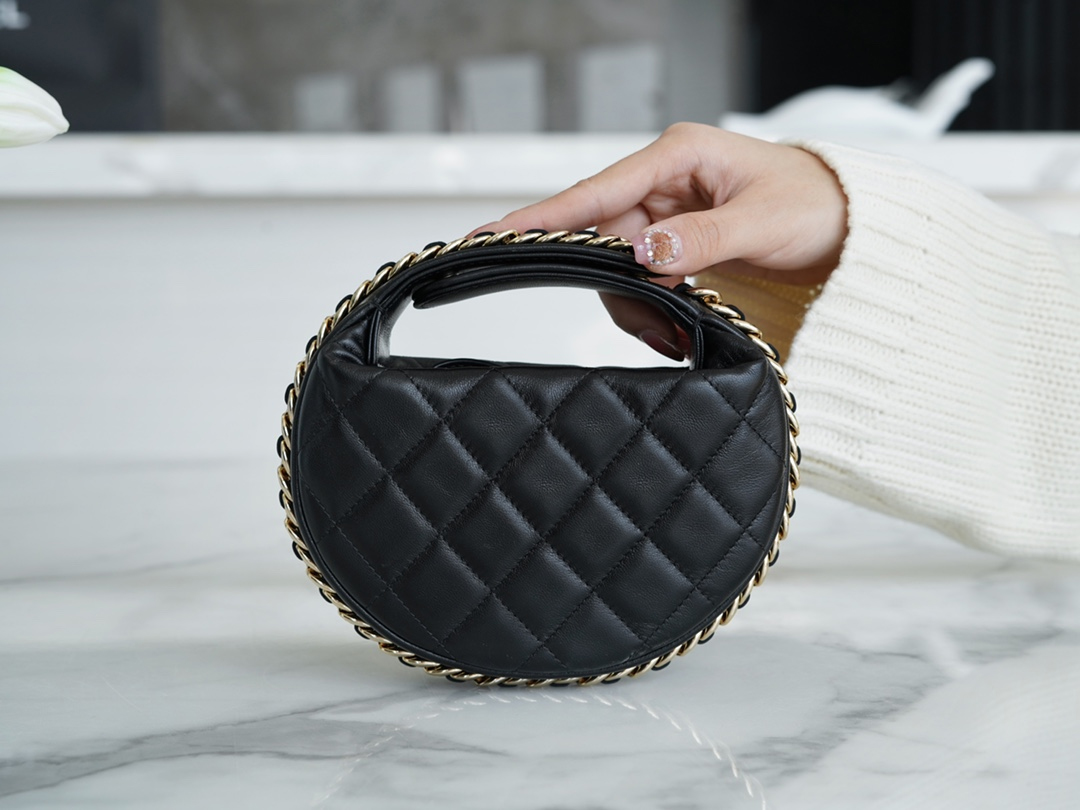 CHANEL AROUND POUCH HOBO BAG 