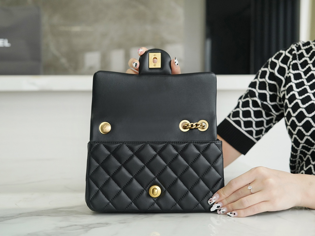 CHANEL CAMELLIA MINI FLAP BAG