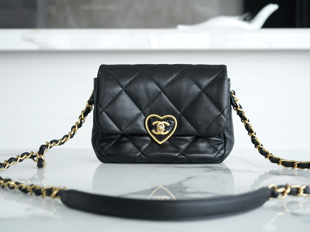 CHANEL MINI HEART SQUARE FLAP BAG 