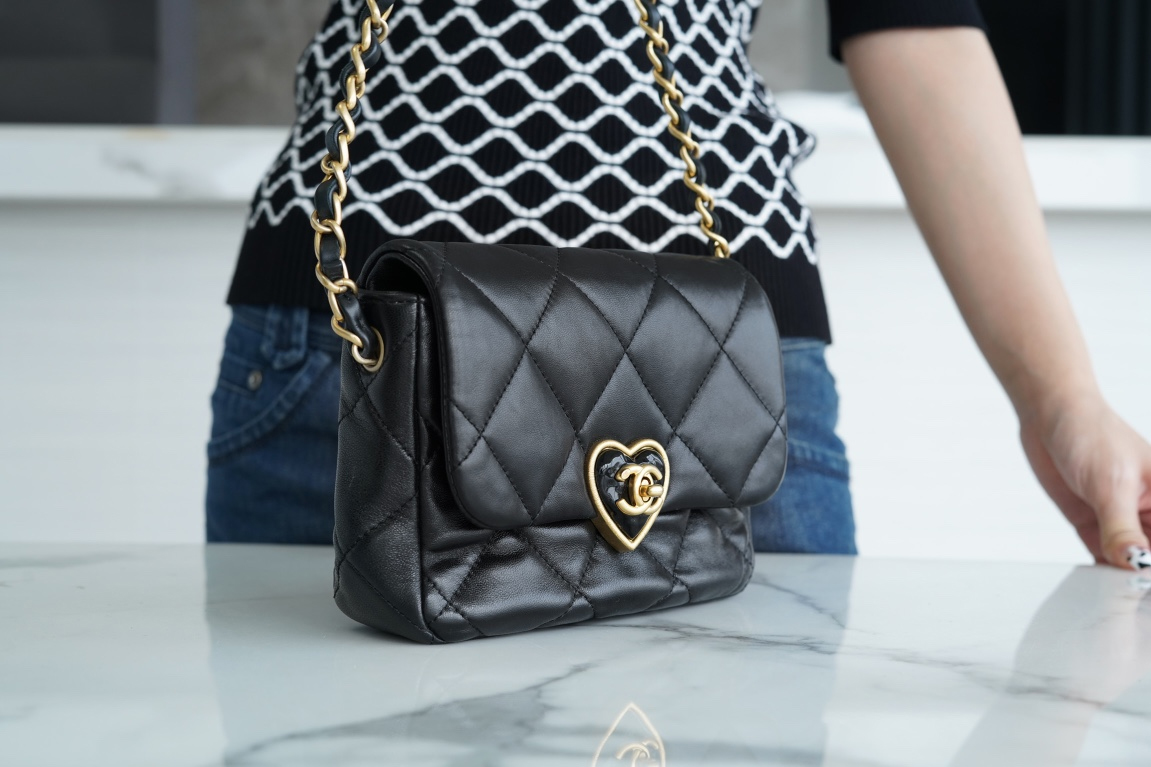 CHANEL MINI HEART SQUARE FLAP BAG 