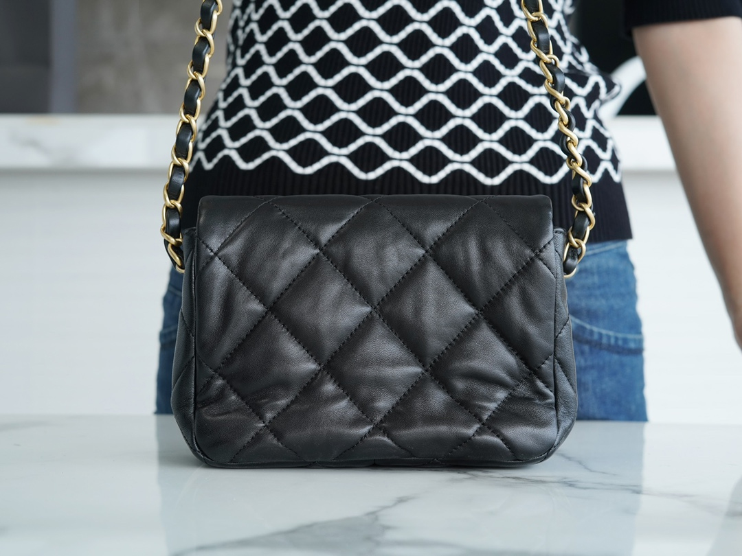 CHANEL MINI HEART SQUARE FLAP BAG 