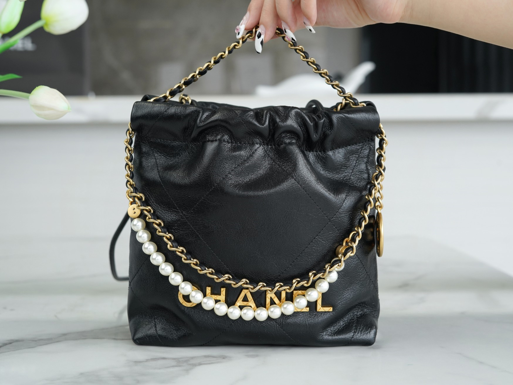 CHANEL PEARL MINI 22 BAG