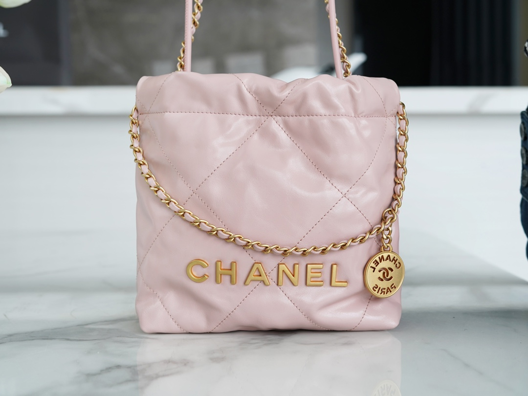 CHANEL 22 MINI BAG